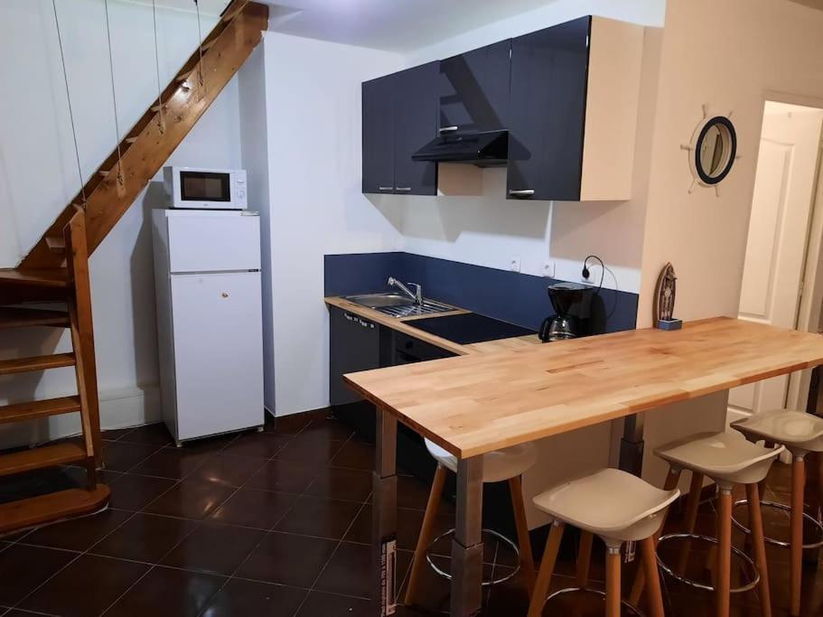 Agreable Maison De Pecheurs Avec Parking Gratuit. Grand-Fort-Philippe Exterior foto